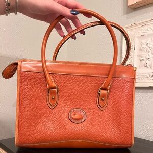 dooney and bourke tab genuine leather purse